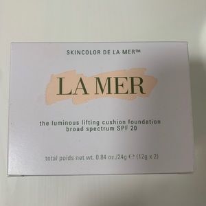 The Luminous Lifting Cushion Foundation SPF 20 Refill + Case (Warm Porcelain 03)